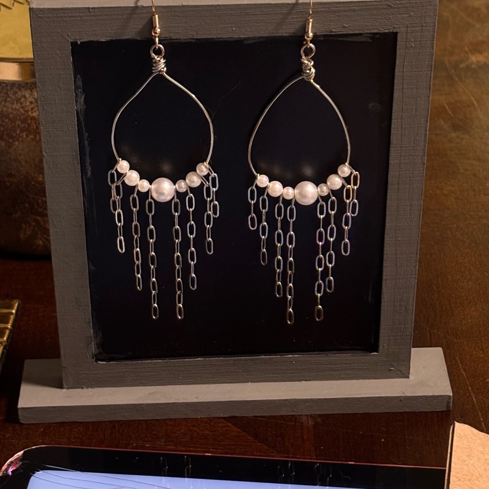 Elegant Silver and Pearl Dangle Earrings
